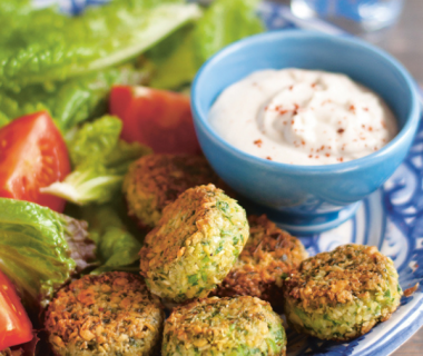 Falafels dorés sans lait et leur petite sauce tahini 2