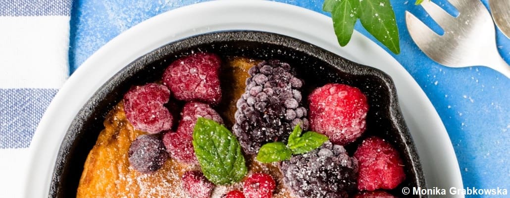 Gateau A La Poele Aux Cassis Groseilles Mures Ou Cerises Terre Vivante