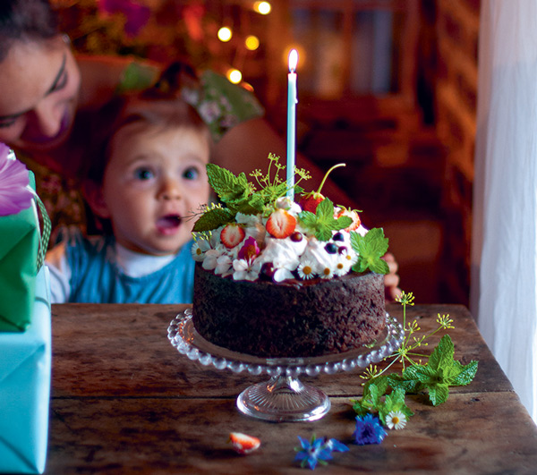 Le premier gâteau d’anniversaire au chocolat de mon bébé ! 2