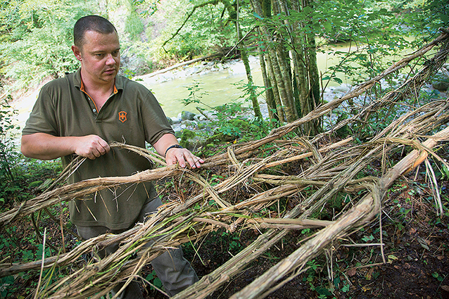 Fabriquer son hamac dans la nature 6